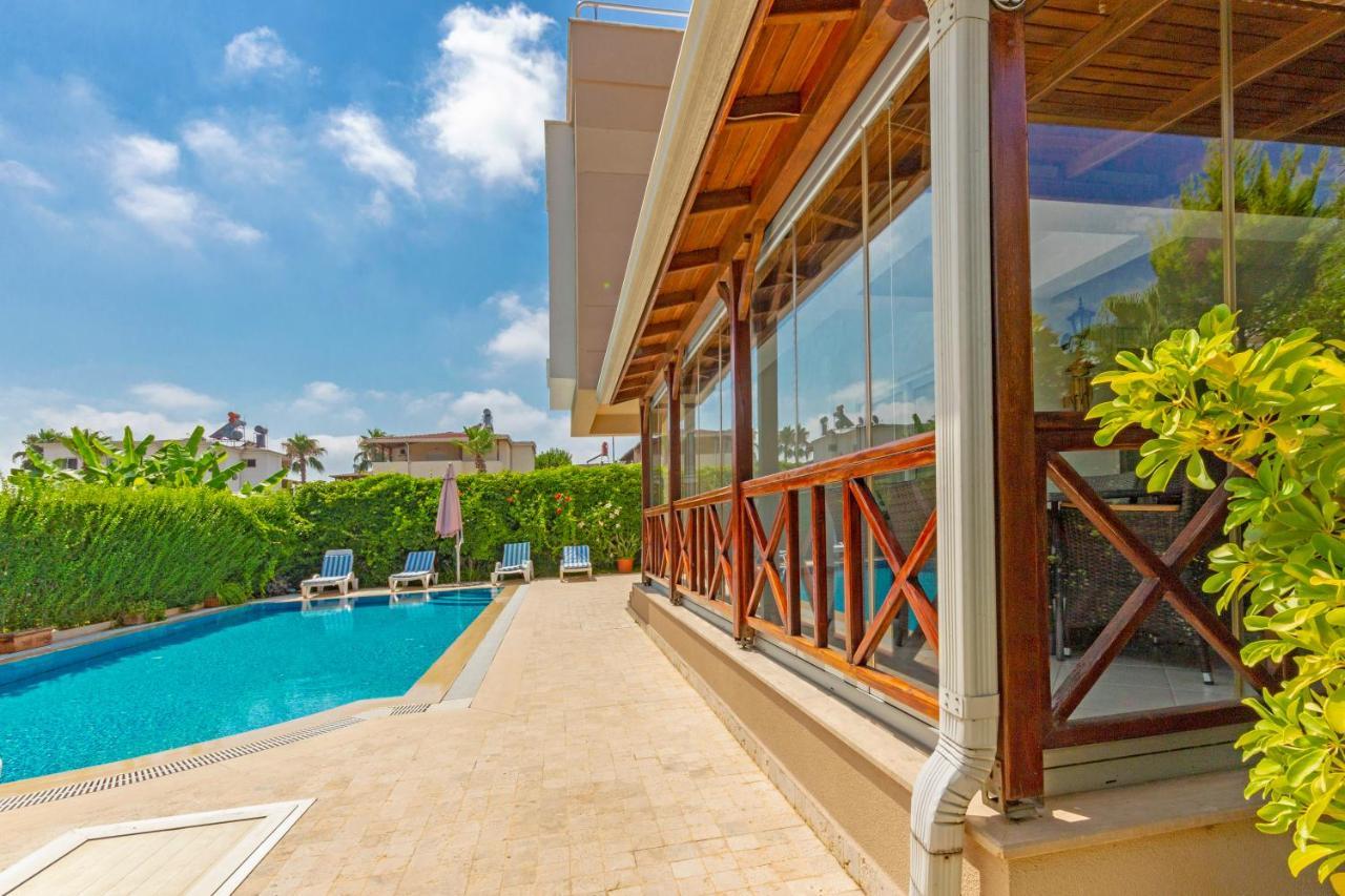 Paradise Town Villa Premium Белек Екстериор снимка