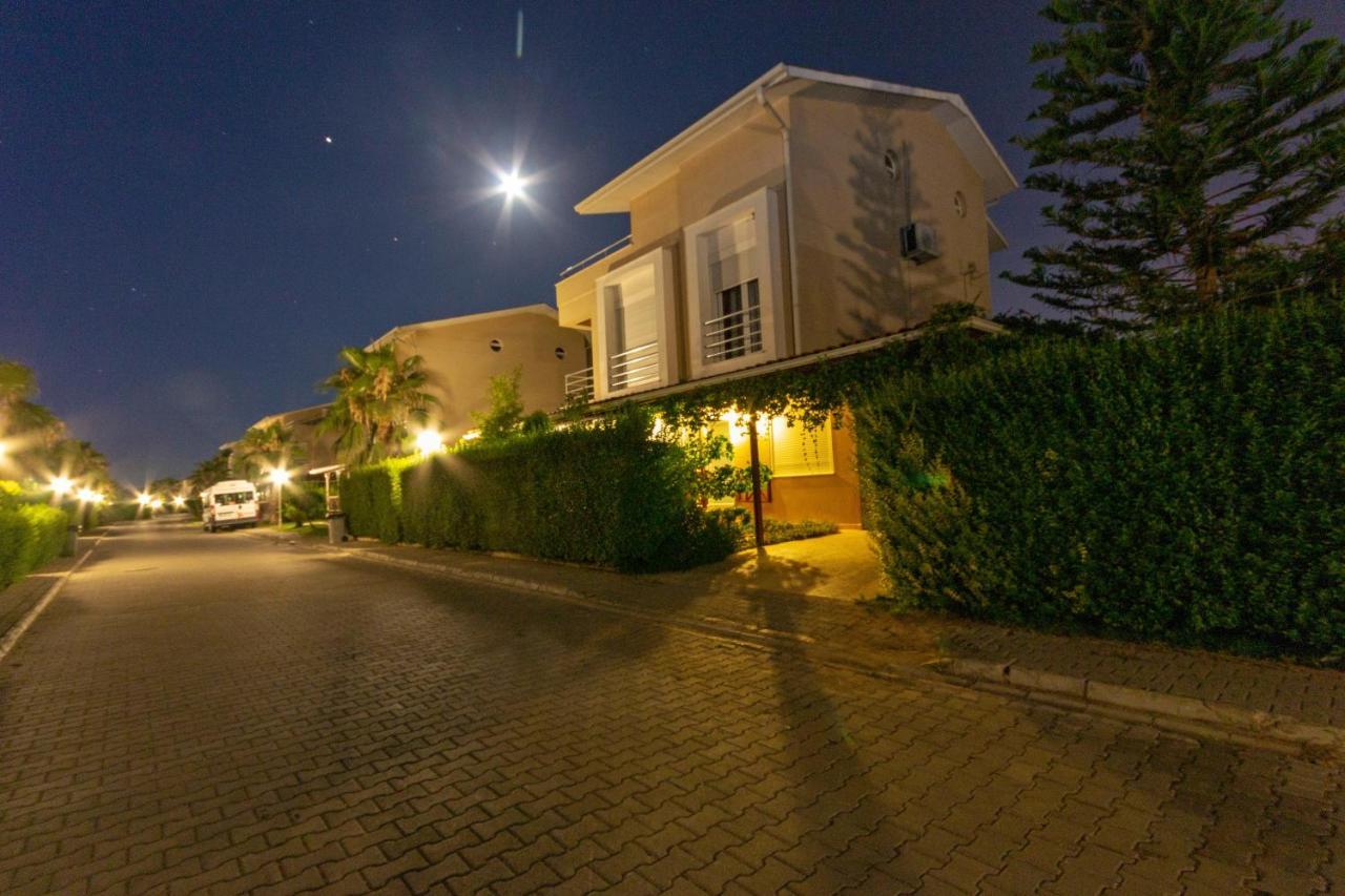 Paradise Town Villa Premium Белек Екстериор снимка