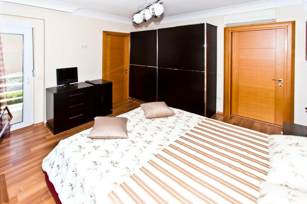 Paradise Town Villa Premium Белек Екстериор снимка